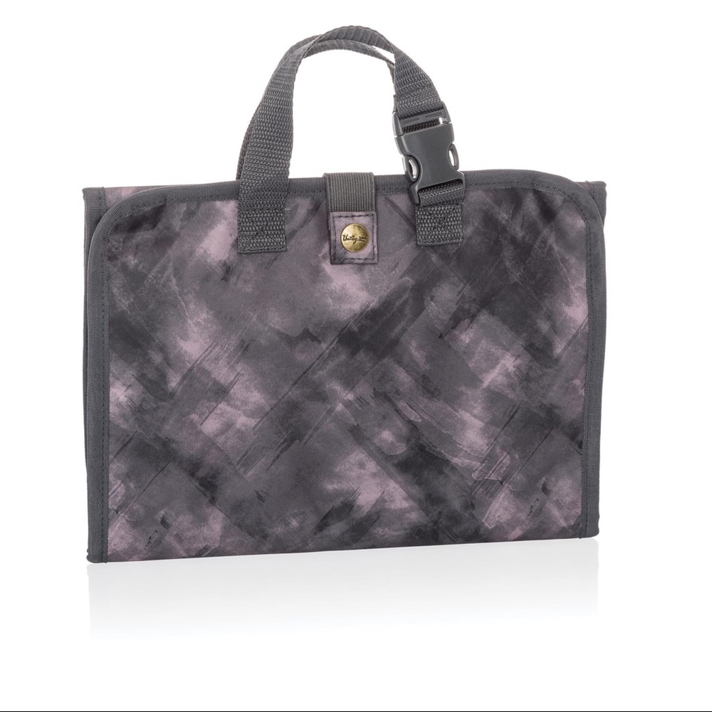 🔥Thirty-One Fold & Hang Travel Organizer Dusky Smoke